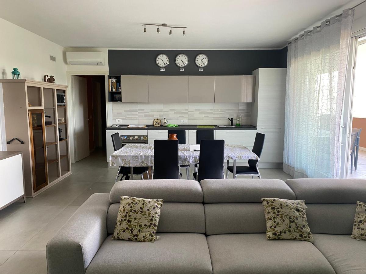 Dream House Apartment ลิเมนา ภายนอก รูปภาพ