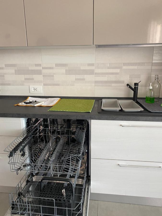 Dream House Apartment ลิเมนา ภายนอก รูปภาพ